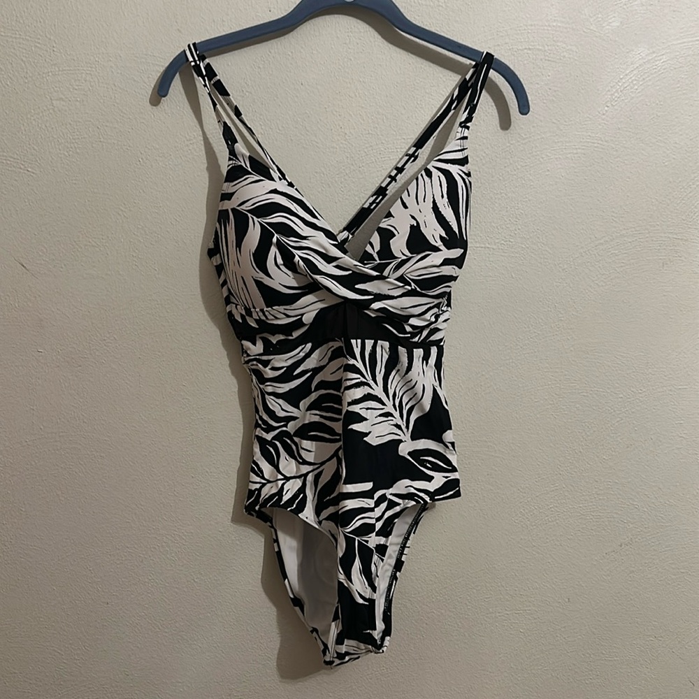 Apt 9 women’s one piece